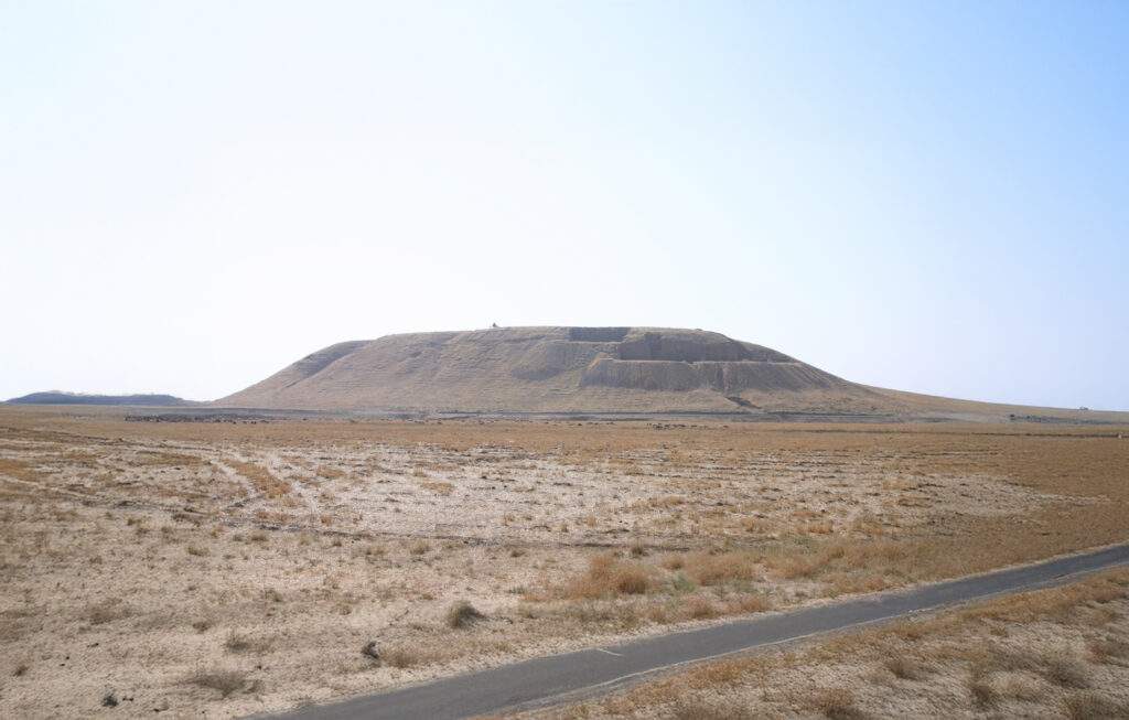 Photograph of the Tell Barri mound