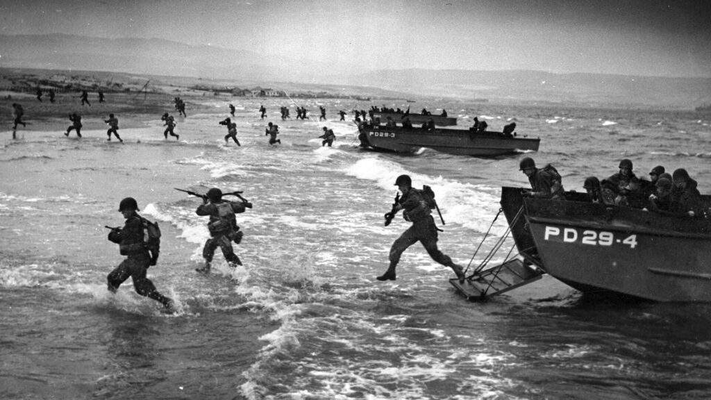 WW2 photo showing the allied forces invading Africa during Operation Torch